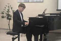 Pagrindiniai-jaunojo-pianisto-technikos-formavimo-principai-6